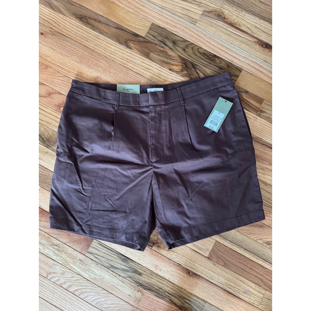 Goodfellow & Co Mens Pleated Shorts Brown 7 Inch Inseam Size 40 NWT